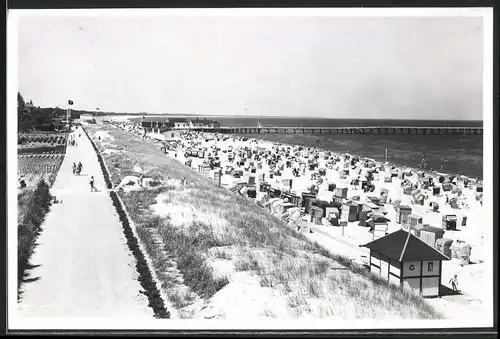 Fotografie unbekannter Fotograf, Ansicht Zinnowitz, Promenade mit Strandbad und Seebrücke