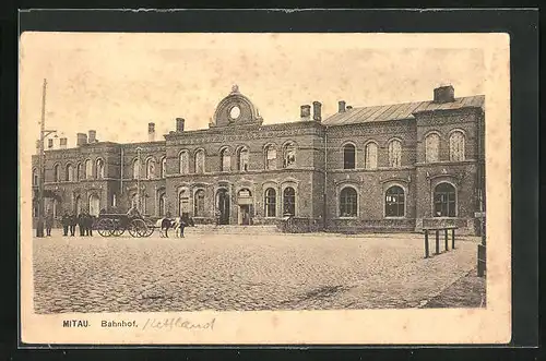 AK Mitau, Bahnhof mit Pferdewagen