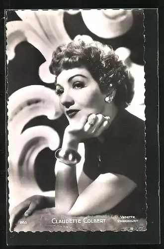 AK Schauspieler Claudette Colbert in dem Film Carboplane