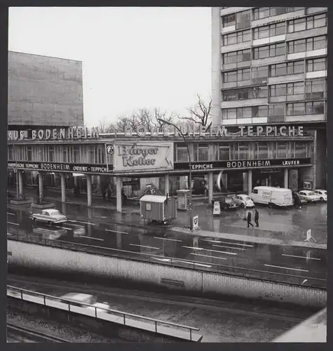 Fotografie unbekannter Fotograf, Ansicht Berlin, Budapester Strasse, Bikini-Haus vom Breitscheidplatz gesehen