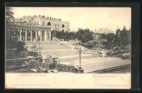 AK Sewastopol, Gebäudeansicht mit Treppe