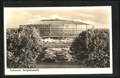 AK Dortmund, Westfalenhalle mit Parkplatz