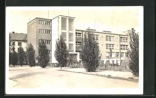 AK Ceská Trebová, Chlapecké skoly, Bauhaus