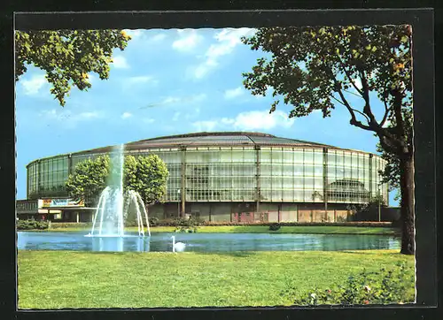 AK Dortmund, moderne Architektur, Anlagen mit Wasserspiel vor der Westfalenhalle