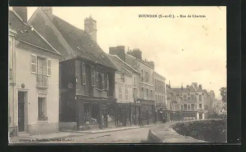 AK Dourdan, Rue de Chartres