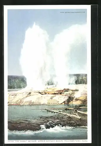 AK Wyoming, Yellowstone Nationalpark, the giant Geysir, upper Geysir Basin