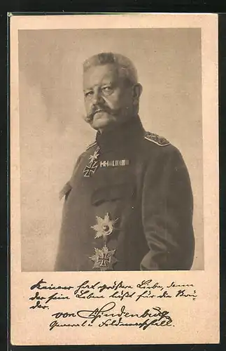 AK Paul von Hindenburg mit Orden an seiner Uniform