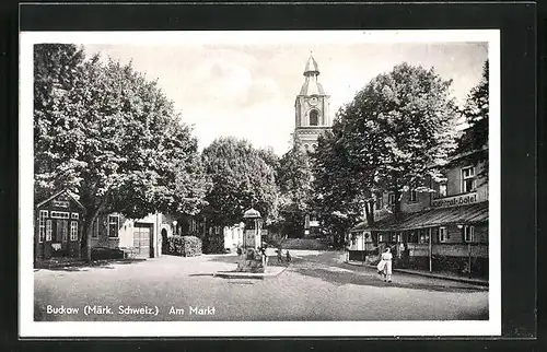 AK Buckow (Märk. Schweiz), Am Markt mit Central-Hotel