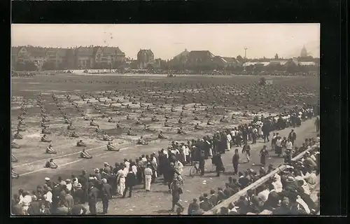 AK Leipzig, 1. Deutsches Arbeiter-Turn und Sportfest 1922, Turner bei Leibesübungen