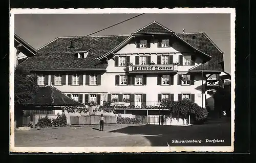 AK Schwarzenburg, Gasthof Sonne am Dorfplatz