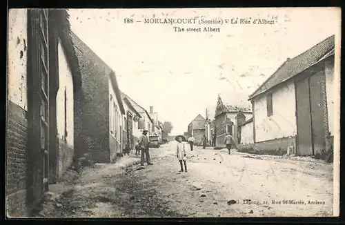 AK Morlancourt, La Rue d`Albert, Strassenpartie