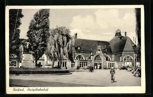 AK Herford, auf dem Vorplatz des Hauptbahnhof