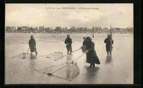 AK Paris-Plage, La Peche aux Crevettes, Krebsfischerinnen