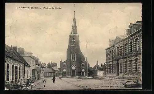 AK Daours, Place de la Mairie