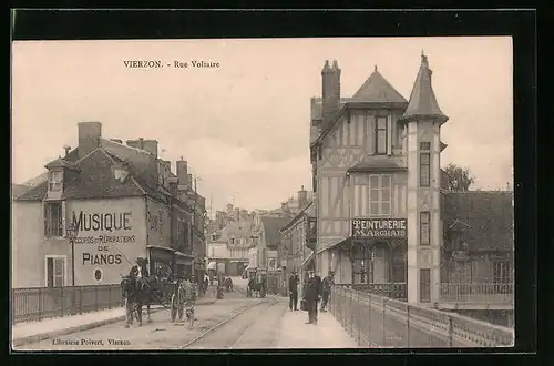 AK Vierzon, Rue Voltaire, Peinturerie Marchais