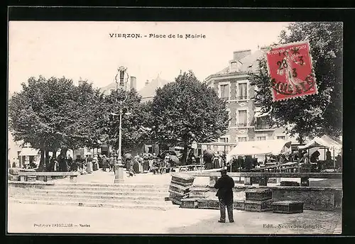 AK Vierzon, Place de la Mairie