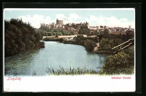 AK Windsor, the Castle seen from the riverbank