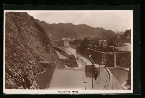 AK Aden, looking over the Tanks