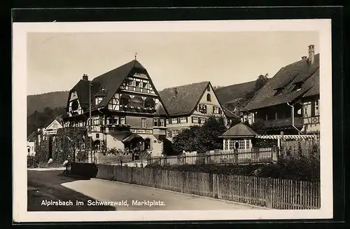 AK Alpirsbach im Schwarzwald, Hotel Löwen-Post am Marktplatz