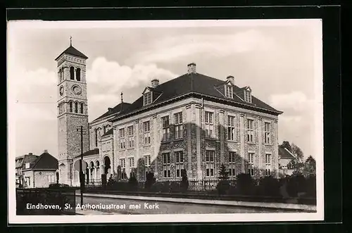 AK Eindhoven, St. Anthoniusstraat met Kerk