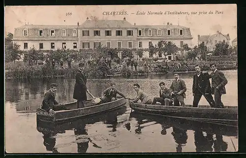 AK Chartres, École Normale d`Instituteurs, vue prise du Parc