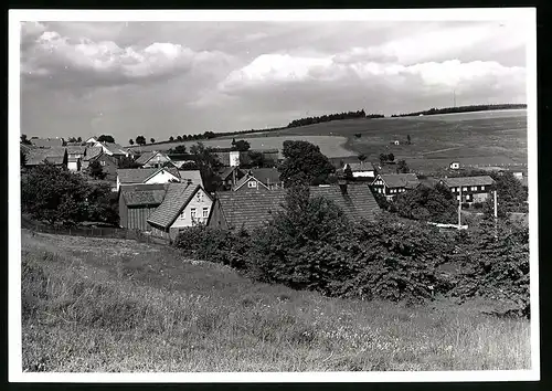 Fotografie unbekannter Fotograf, Ansicht Hinterrod / Thüringen, Partie am Ortsrand