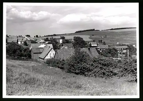 Fotografie unbekannter Fotograf, Ansicht Hinterrod / Thüringen, Partie am Ortsrand