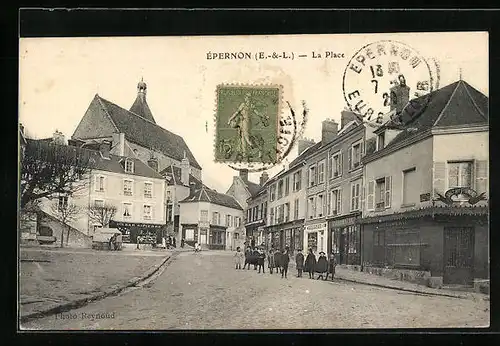 AK Épernon, la Place