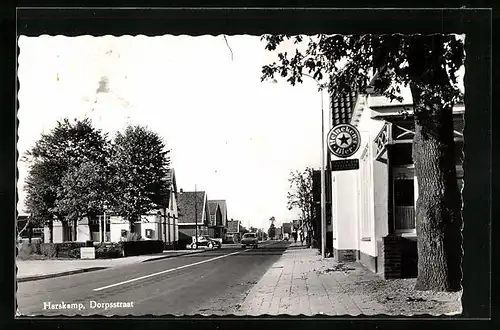 AK Harskamp, Automobile auf der Dorfstrasse