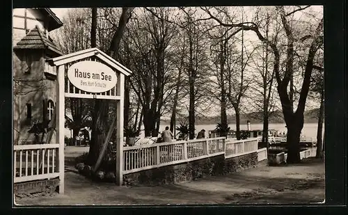 AK Ferch, Gaststätte Haus am See, Blick auf die Terrasse