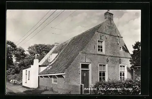 AK Ameland, Oud Amelander huisje