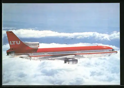 AK Flugzeug TriStar L-1011-1 der LTU über den Wolken