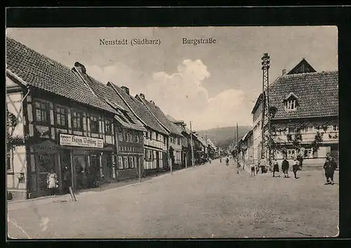 AK Neustadt /Südharz, Burgstrasse mit Geschäft von Herm. Wehling