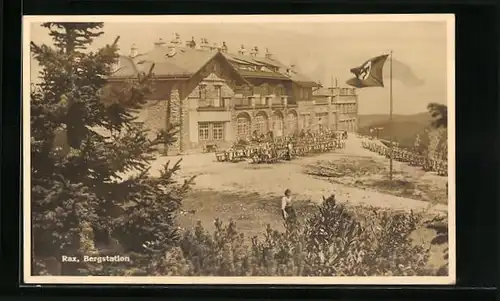 AK Rax, flagge vor der Bergstation