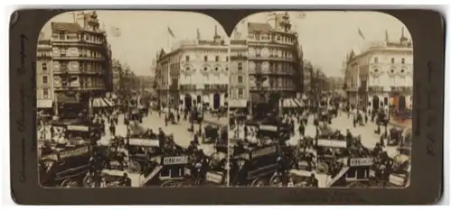 Stereo-Fotografie American Stereoscopic Co., New York, Ansicht London, buntes Treiben in der Picadilly, Pferdebus