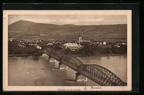 AK Mautern /Donau, Ortspartie mit Kirche