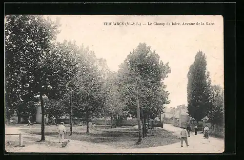 AK Thouarcé, Le Champ du foire, Avenue de la Gare