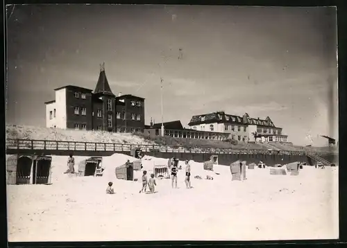 Fotografie unbekannter Fotograf, Ansicht Wittdün / Amrum, Kindererholungsheim Detmold & Badestrand