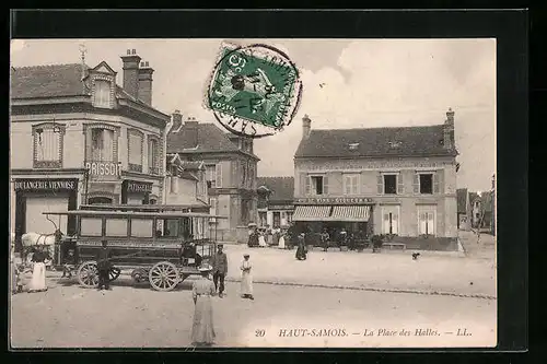 AK Haut-Samois, La Place des Halles, Pferdebahn