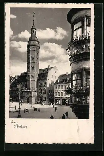 AK Gera, Passanten vor dem Rathaus