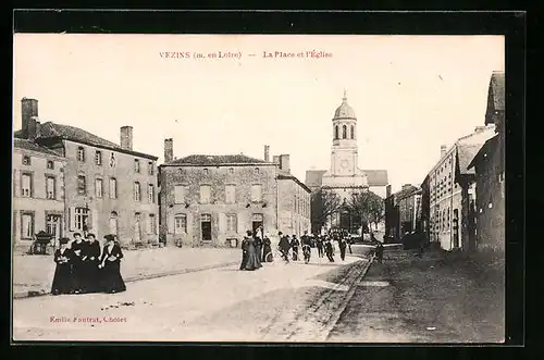 AK Vezins, La Place et l`Eglise