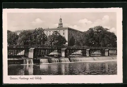 AK Dessau, Gestänge mit Schloss