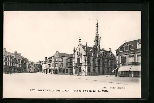 AK Breteuil-sur-Iton, Place de l`Hôtel de Ville