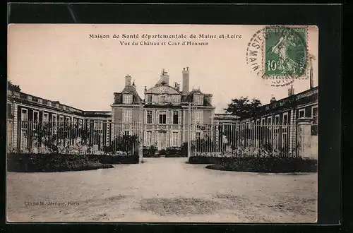 AK Maine, Maison de Sante departementale, Vue du Chateau et Cour d`Honneur