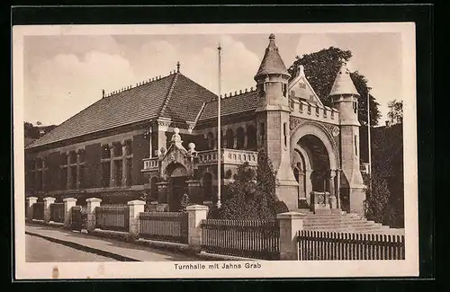 AK Freyburg a. U., Turnhalle mit Jahns Grab