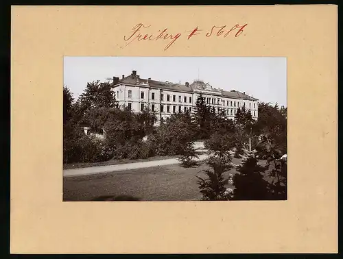 Fotografie Brück & Sohn Meissen, Ansicht Freiberg / Sachsen, Strasse am Justizgebäude