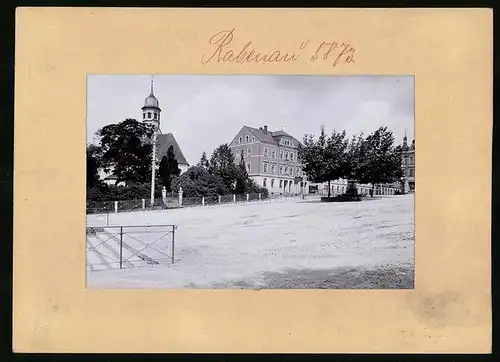 Fotografie Brück & Sohn Meissen, Ansicht Rabenau, Marktplatz mit Ladengeschäft Anna Henkel & Kriegerdenkmal