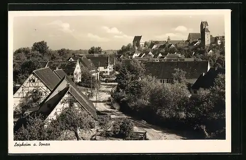 AK Leipheim a. d. D., Strassenpartie mit Fachwerk