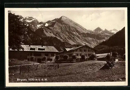 AK Birgsau /Oberstdorf, Baude vor Bergpanorama