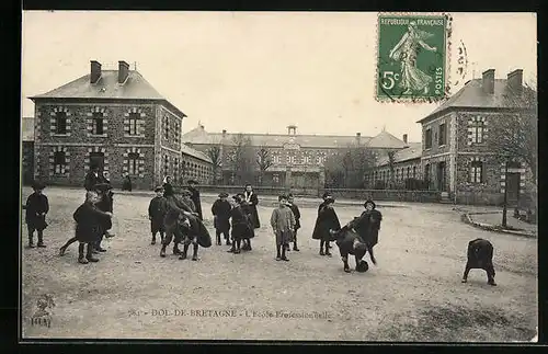 AK Dol-de-Bretagne, L`Ecole Profesionnelle